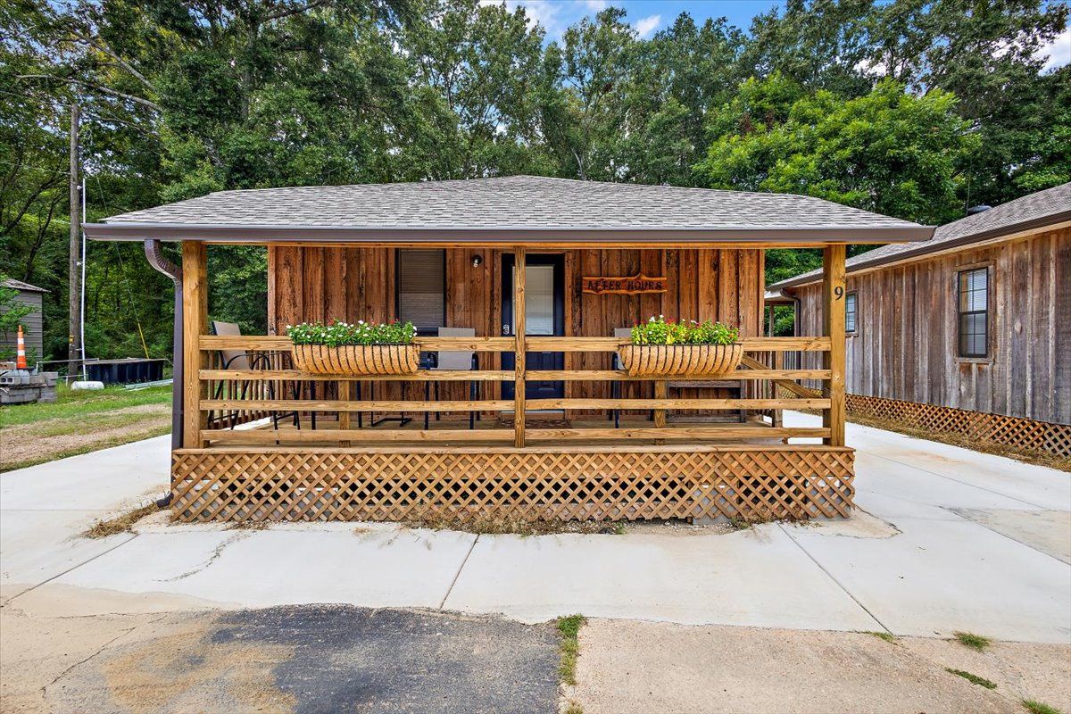 Cabin9-1